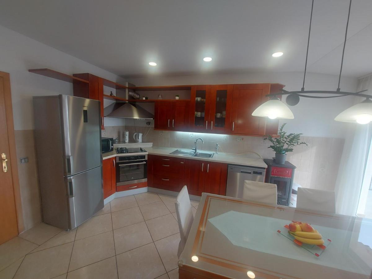 Apartman Mb Podstrana Esterno foto