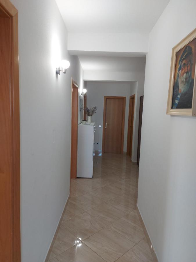 Apartman Mb Podstrana Esterno foto