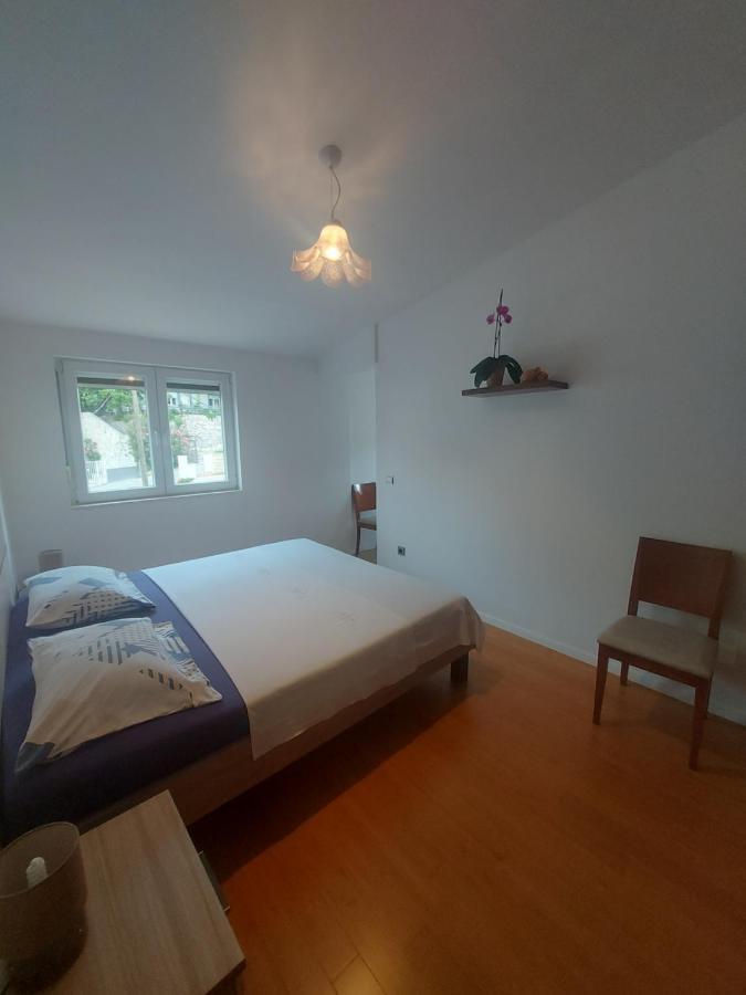 Apartman Mb Podstrana Esterno foto